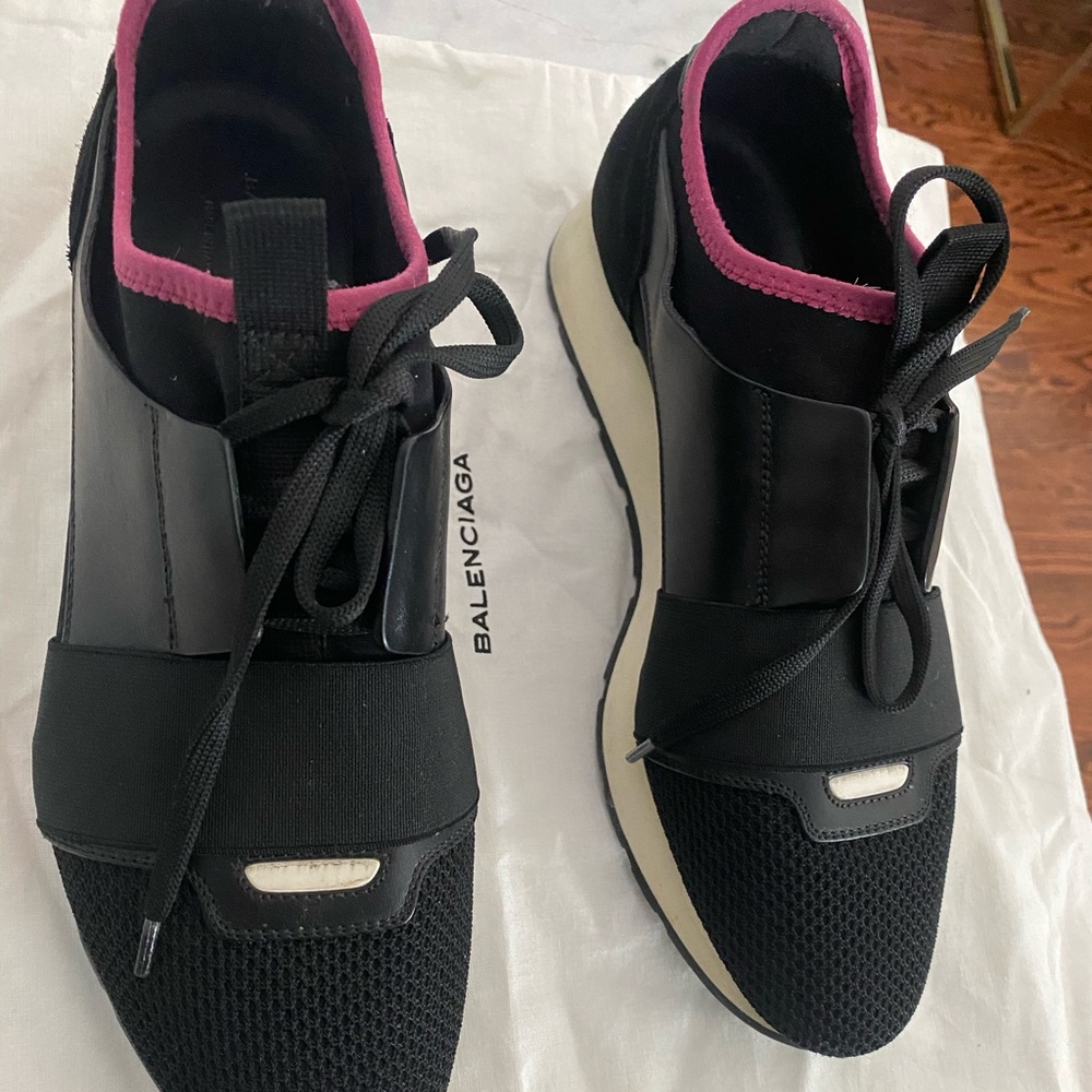 Balenciaga woman’s race runners